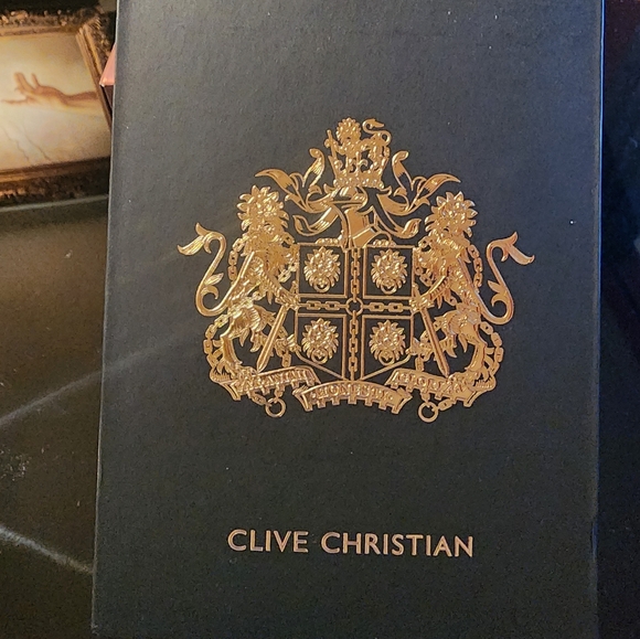 NIB- CLIVE CHRISTIAN PRIVATE COLLECTIO - Picture 5 of 8